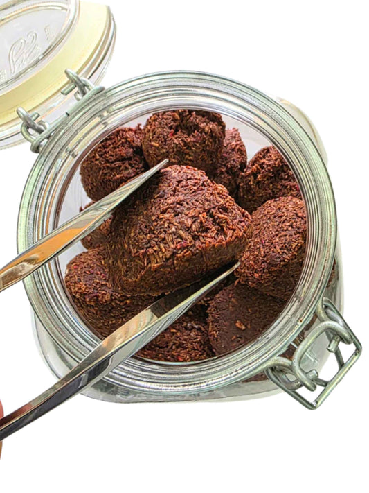 Little Bird Good Macaroons - Cacao + Raspberry